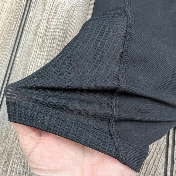 Under Armour Compression Tights Leggings Size XS Black 3/4 Length - Picture 2 of 12